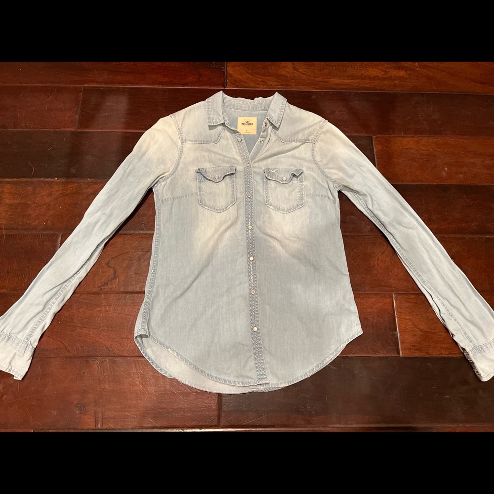 Hollister Denim Button Up Shirt